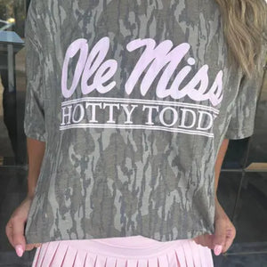 Mossy Oak Bottomland Ole Miss (Pink)