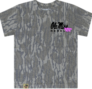 Ole Miss Deer (Mossy Oak Bottomland)