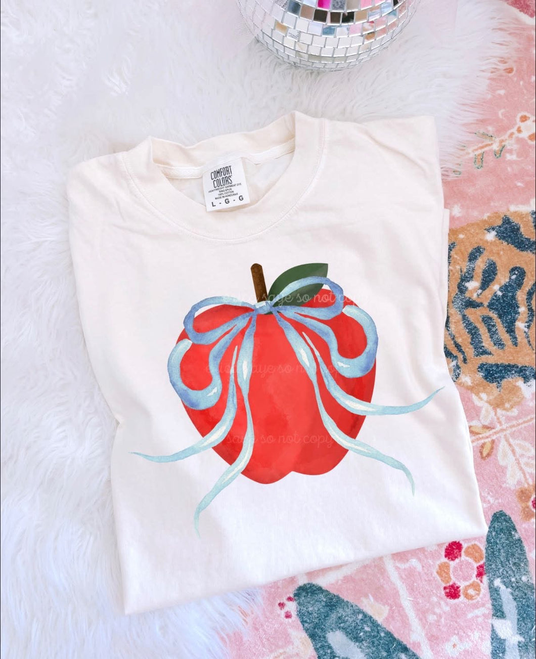 Apple Bow Teacher Tee